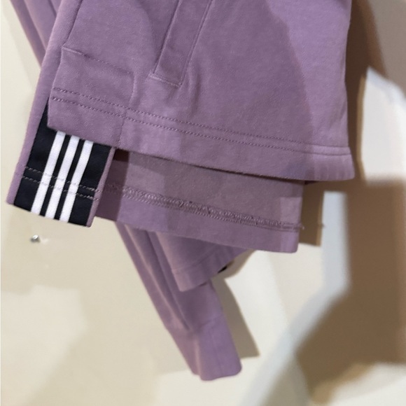 Adidas Purple Sweatshirt with White Logo - Picture 6 of 6